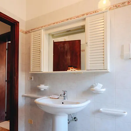 Sg Family - Casa Di Tulu' Apartament